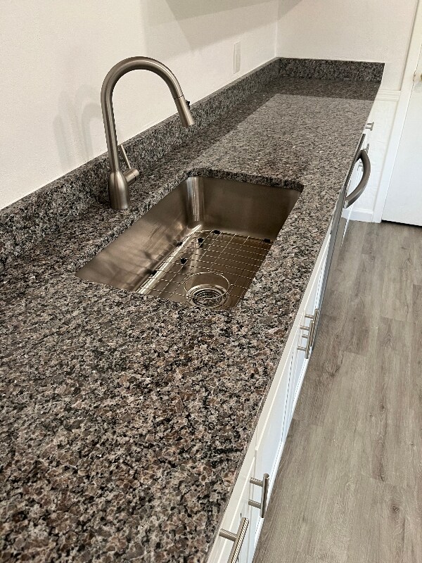 Foto del edificio - 4312 Mesa Dr