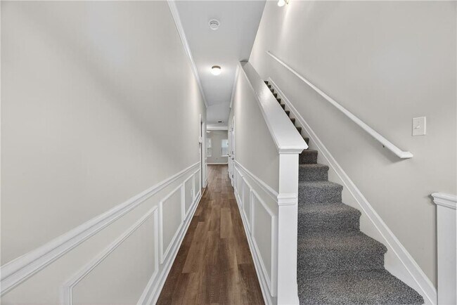 Foto del edificio - 4497 Ravenwood Dr