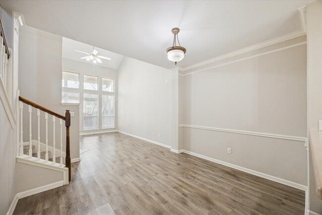 Building Photo - 10834 Bay Bridge Dr