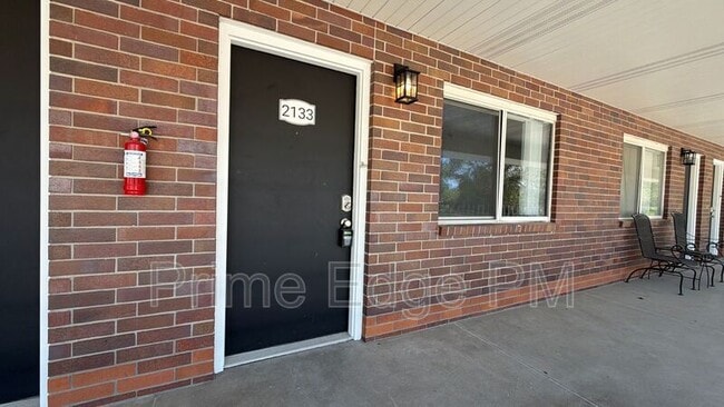 Building Photo - 4621 Prescott Ave