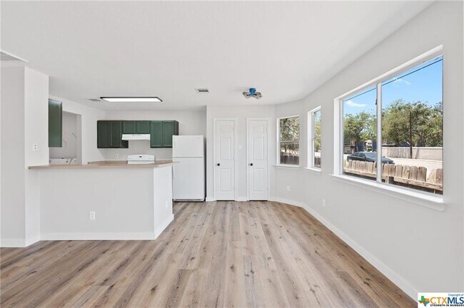 Foto del edificio - 107 Cedargrove