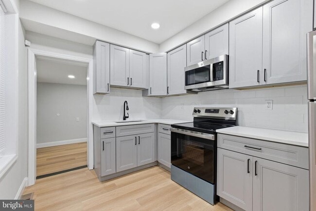 Foto del edificio - 2125 N 28th St