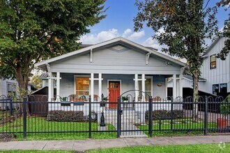 Building Photo - 608 Cordell St