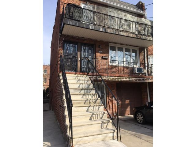 Primary Photo - 1219 E 73rd St
