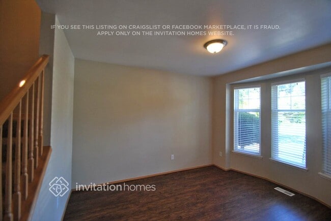 Building Photo - 16701 133rd Ave E