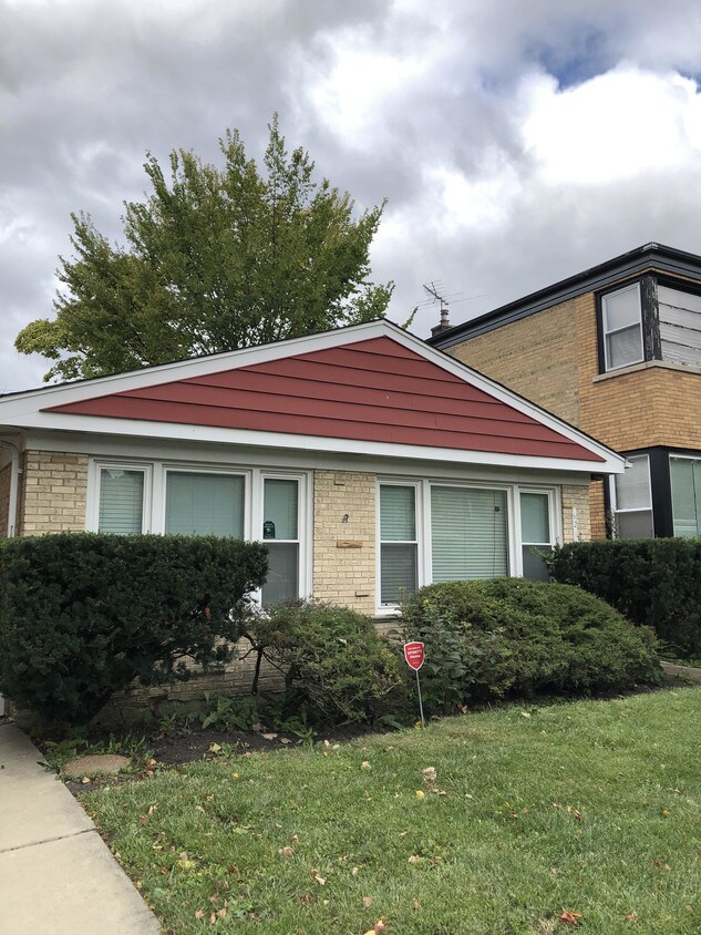 6216 Lawndale Ave, Chicago, IL 60659 House Rental in Chicago, IL