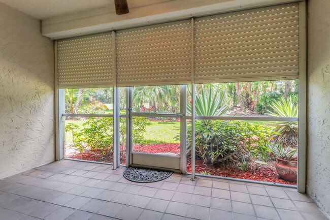 Building Photo - 501 Forest Lakes Dr