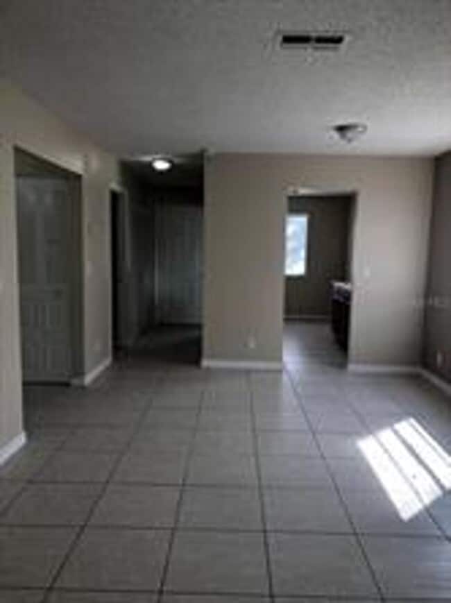 Building Photo - 4415 Barna Ave