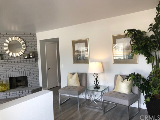 Foto principal - 749 W Fletcher Ave