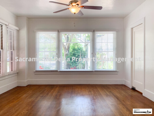 Building Photo - Spacious 3 Bedroom Curtis Park Home