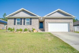 Building Photo - 4668 Red Oak Dr