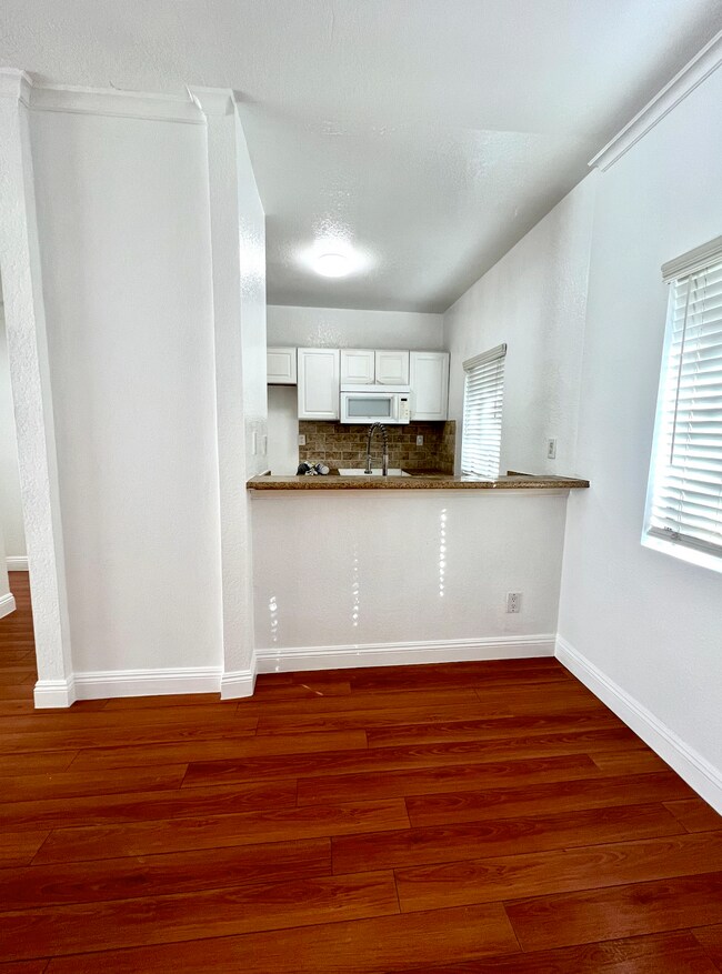 Building Photo - 7632 Topanga Canyon Blvd