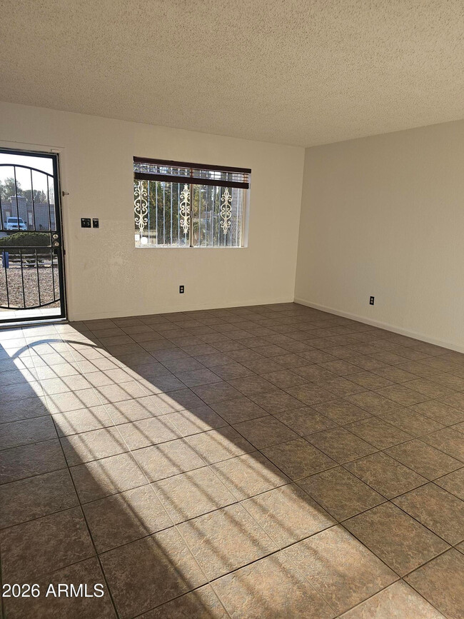 Building Photo - 4933 Marconi Dr