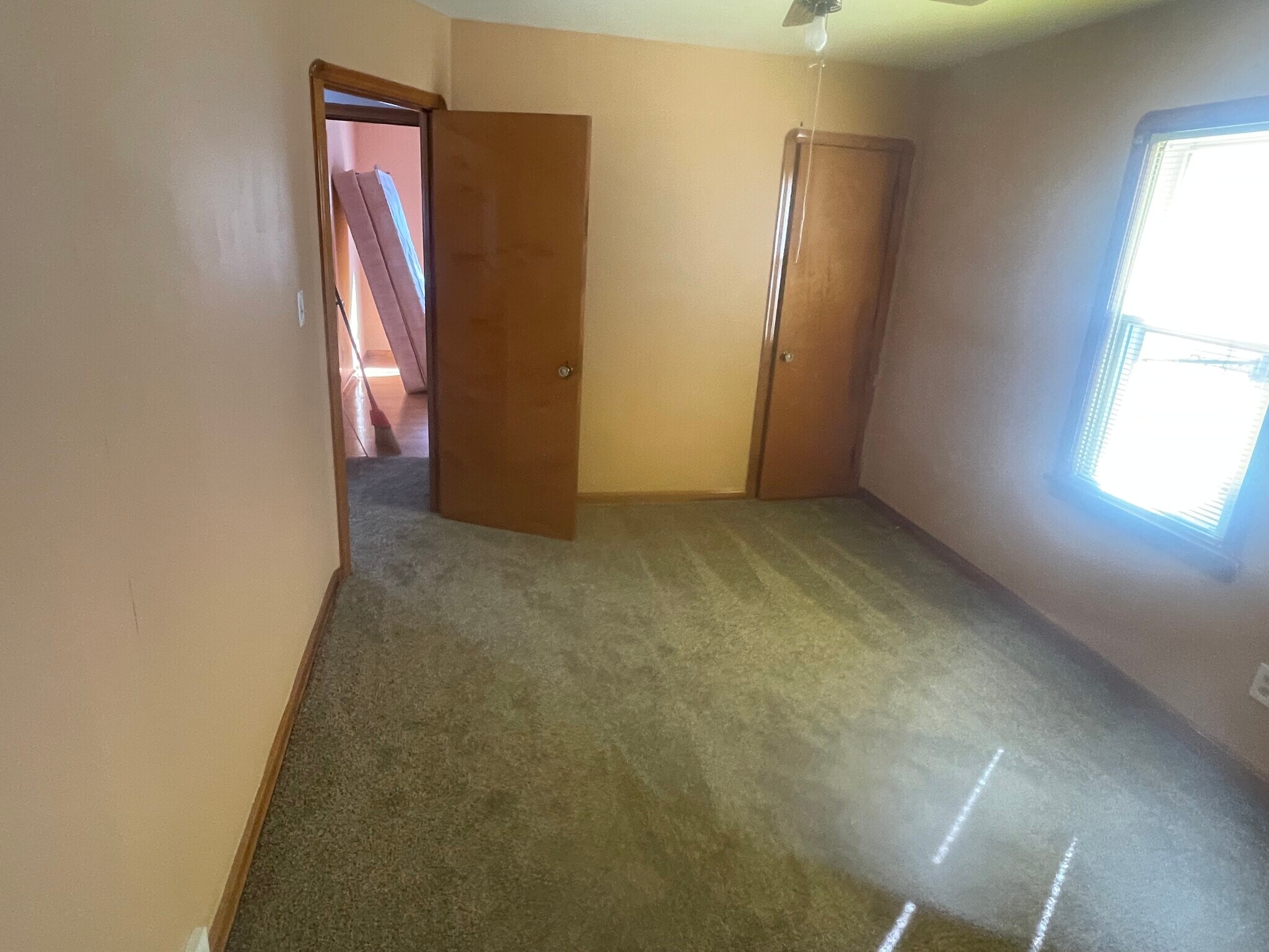 3806 Longwood Ave Parma, OH 44134 – photo 4
