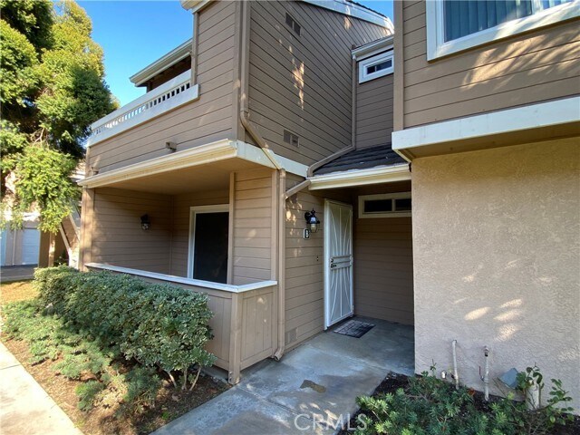 Building Photo - 10393 E Briar Oaks Dr