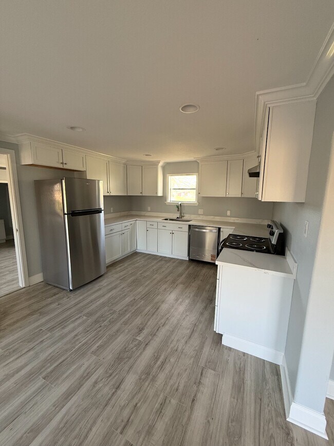 Foto del edificio - 6105 Hill Rd