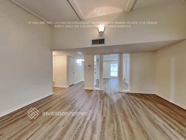 Building Photo - 6813 Curry Dr