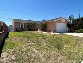 Building Photo - 5145 N Cranley Ave