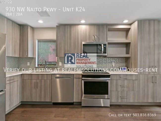 Photo - 930 NW Naito Pkwy Apartment