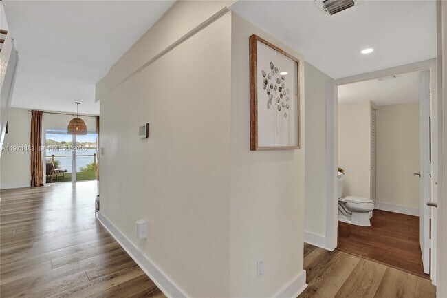 Foto del edificio - 20822 San Simeon Way