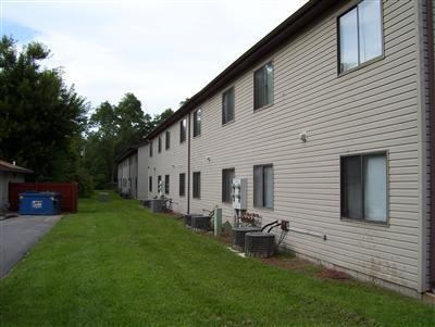 Building Photo - Mulberry Manor