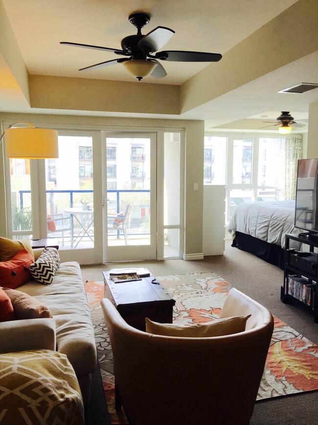 Livingroom - 875 G St
