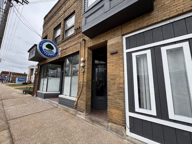 Building Photo - 4324 Pearl Rd