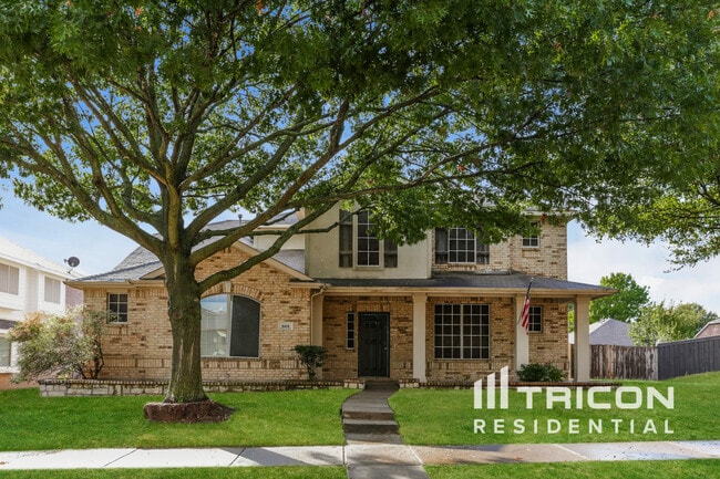 Building Photo - 813 Wolf Trail