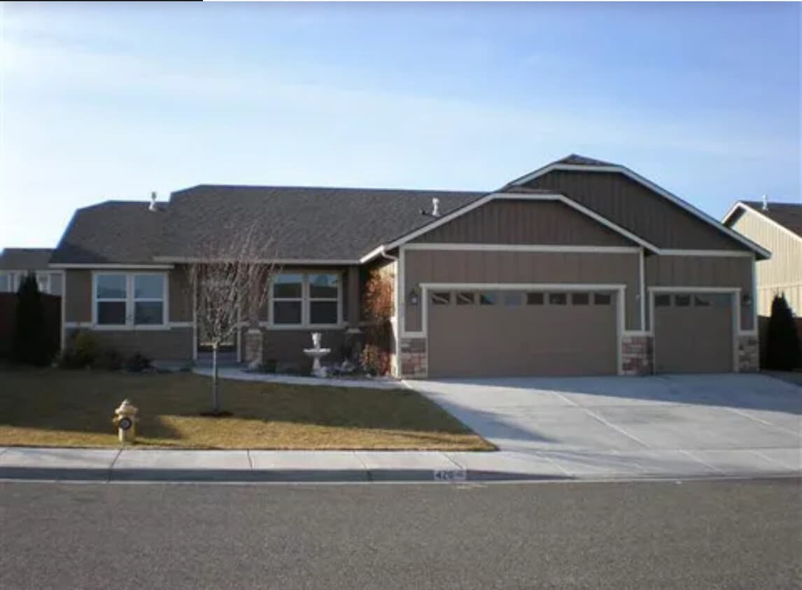 Primary Photo - 420 S Penn Pl