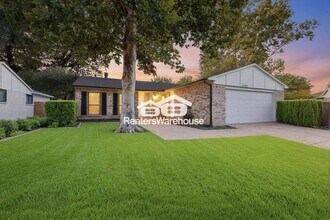 Building Photo - 4104 Bristlecone Ln