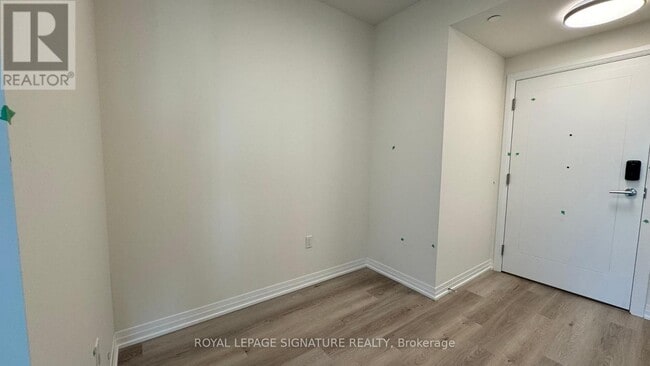 Building Photo - 15-1515 Watergarden Dr