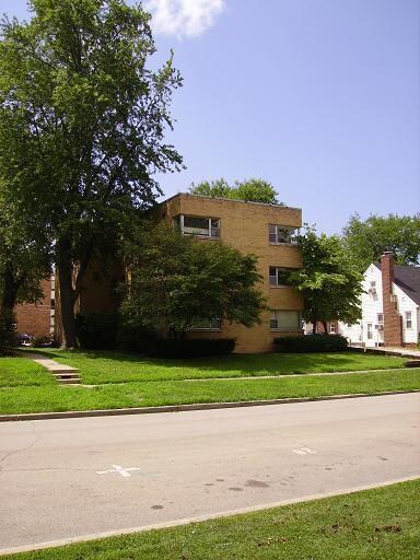 Building Photo - 105 E John St