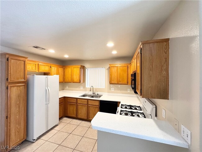 Foto del edificio - 4128 Rocky Beach Dr