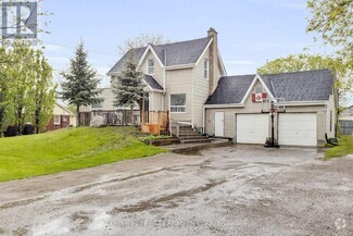 Building Photo - 2217 Wharncliffe Rd S