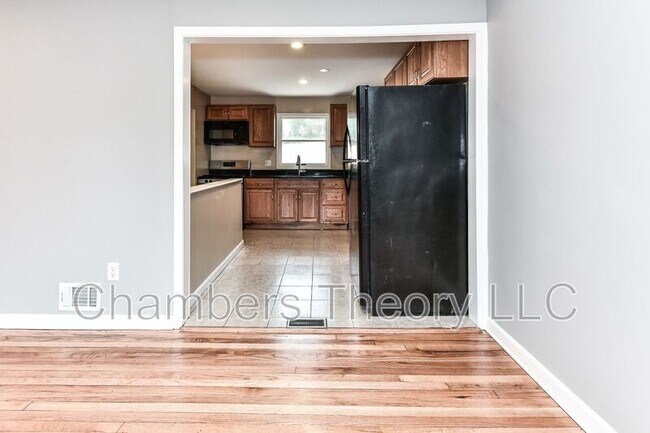 Foto del edificio - 6607 Berkshire Dr