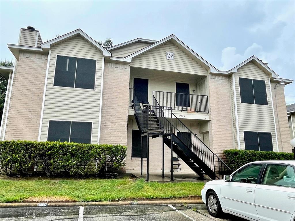 Primary Photo - 2226 Millstone Dr