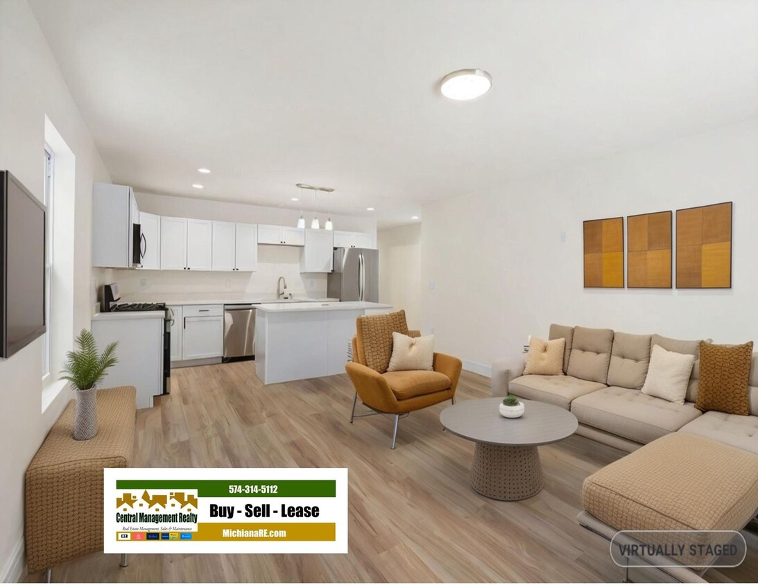 Foto principal - New construction! 3 bedroom 2 bath duplex ...