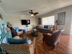 Building Photo - 4603 Bayshore Dr