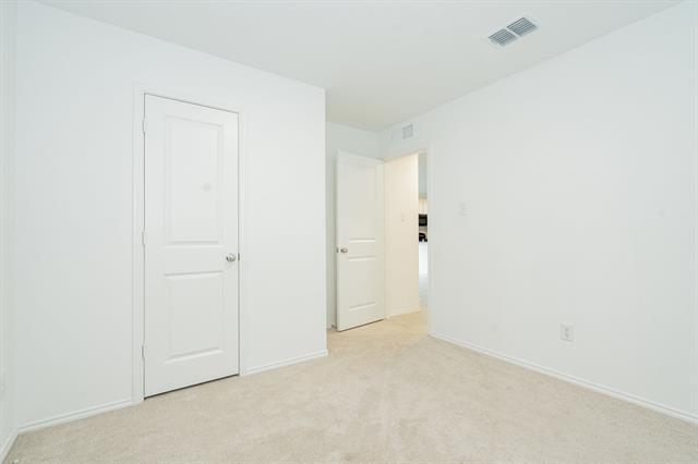 Foto del edificio - 3505 Flicker Ln