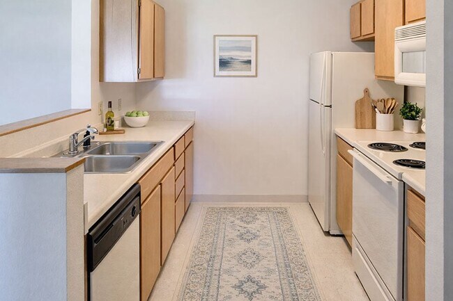 Foto del edificio - Pebble Creek Apartments