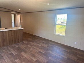 Building Photo - 614 CR 5253