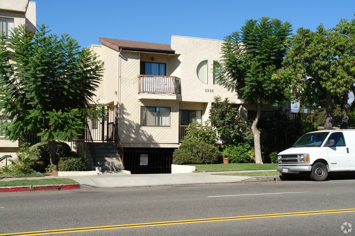 1331 E Broadway, Glendale, CA 91205 Apartments in Glendale, CA