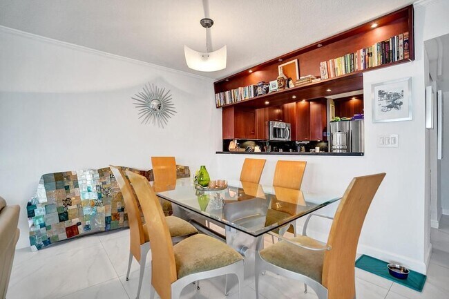Foto del edificio - 3000 E Sunrise Blvd