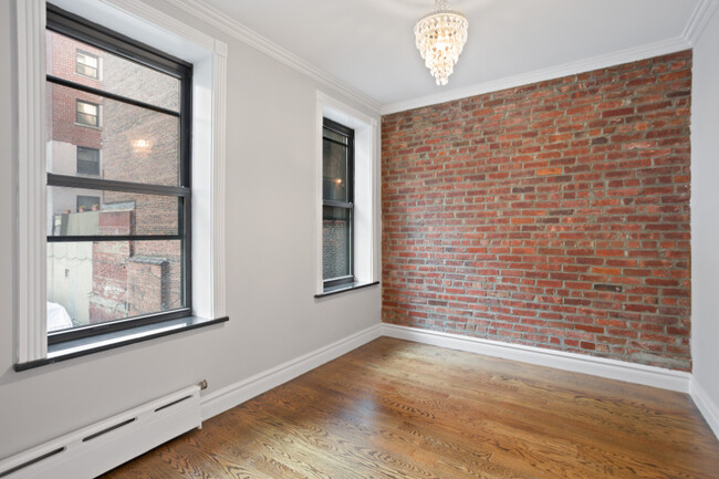 Building Photo - 340 East 18th Street (1st & 2nd Ave), #3A