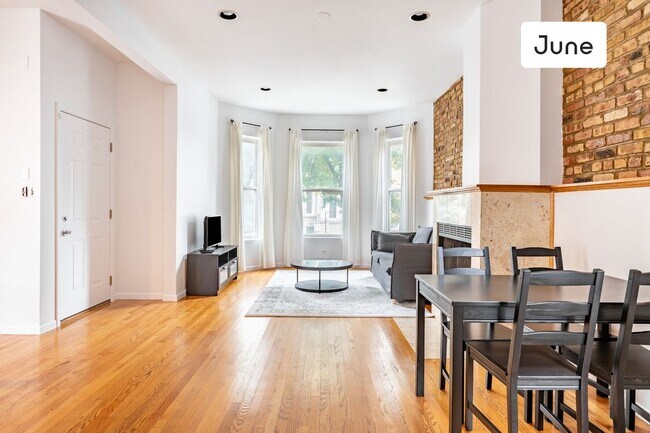 Foto del edificio - 1329 North Artesian Avenue