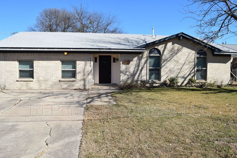 1121 Bryant St, Benbrook, TX 76126 House Rental in Benbrook, TX