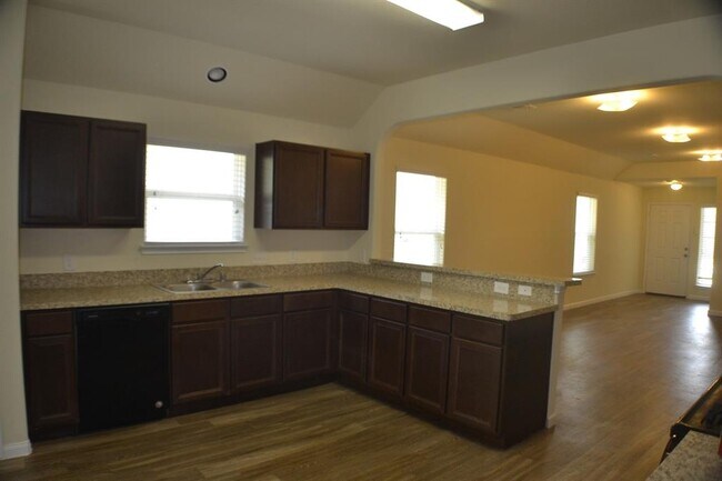 Building Photo - 12735 Foliage Trail