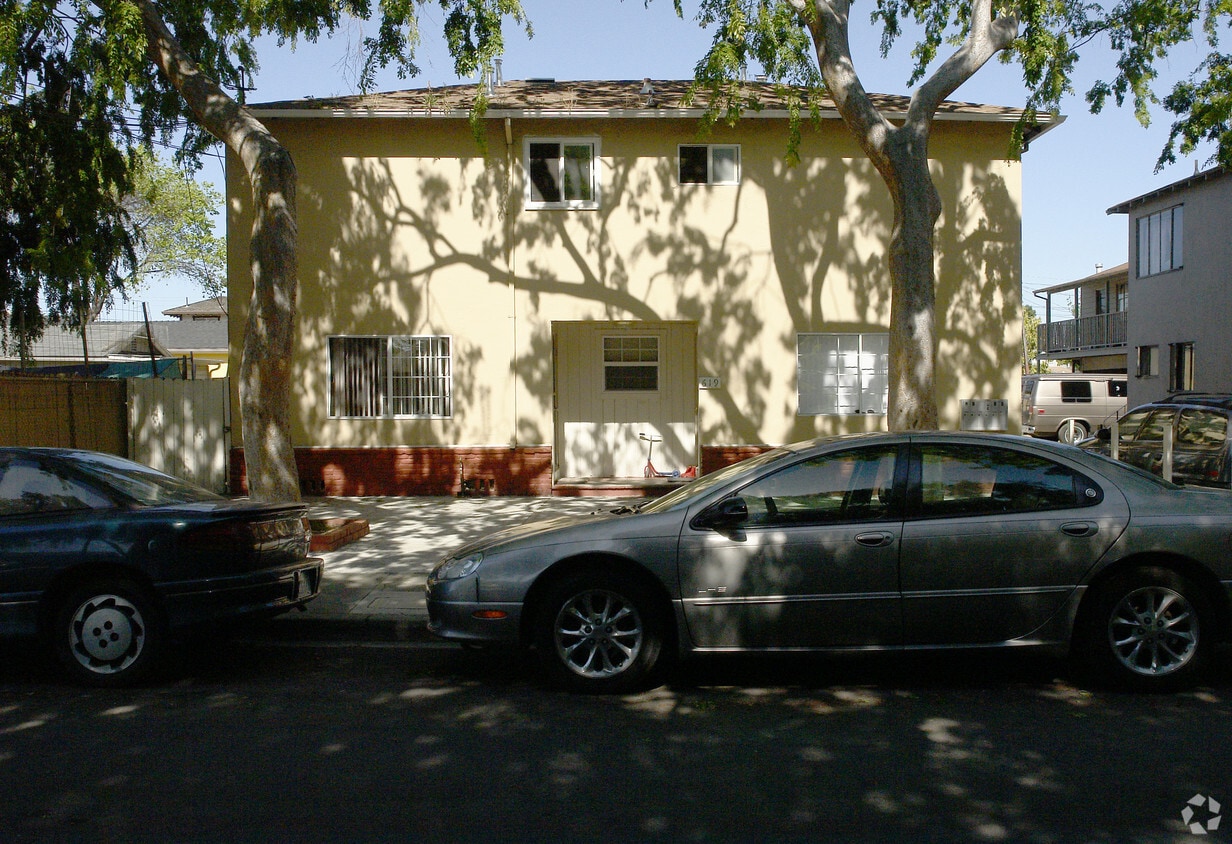Building Photo - 619 Buckeye St