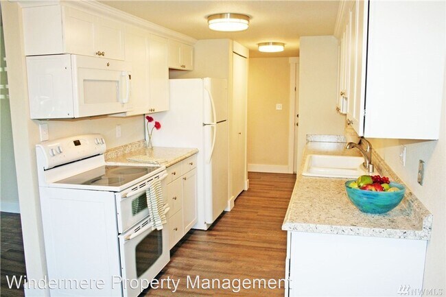 Foto del edificio - 2 br, 2 bath House - 1362 Orleans St
