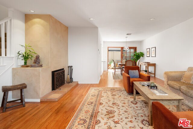 Building Photo - 814 18th St
